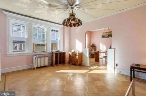 4541 Larchwood Ave, Philadelphia PA 19143-1913 exterior