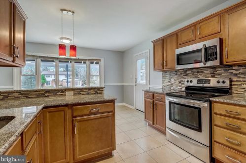 1506 Leister Dr, Silver Spring MD 20904-1548 exterior