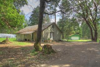 275 China Creek Rd, Williams, OR 97544-9608