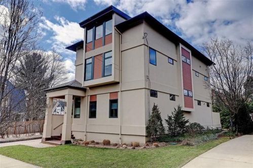 18 Boylston Ave, Providence, RI 02906-2413