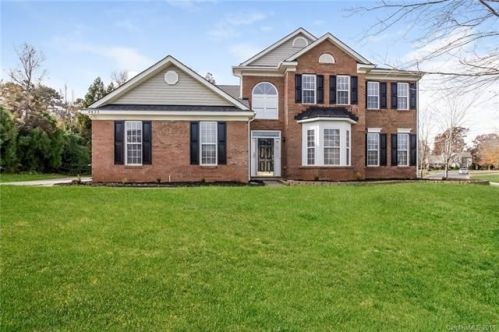4823 Sandtyn Dr, Waxhaw NC  28173-7984 exterior