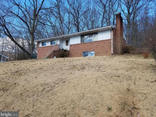 11810 Aster Ave, Cumberland, MD 21502-5218