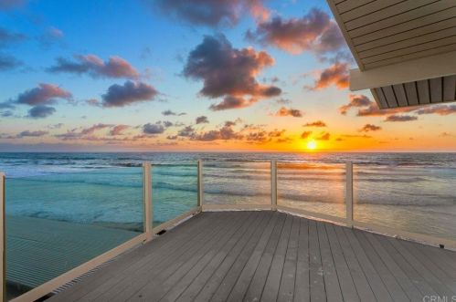 246 5th St, Encinitas, CA 92024-3256