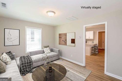 1864 Center Ave, Atlanta GA  30344-4656 exterior