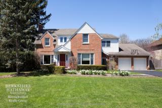 710 Raleigh Rd, Glenview, IL 60025-4326