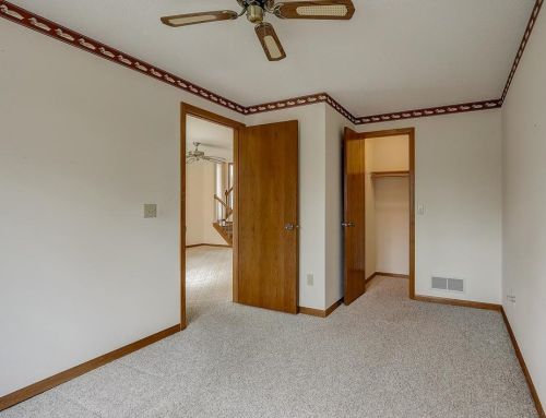 3727 Gershwin Ln, Saint Paul MN  55128-2944 exterior