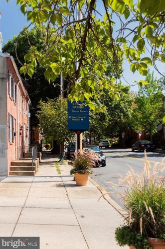 121 Vine St, Lancaster PA  17602-3517 exterior