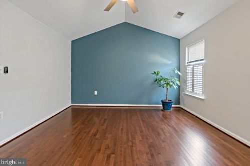 409 Prospect Hl Blvd, Charles Town WV 25414-5497 exterior