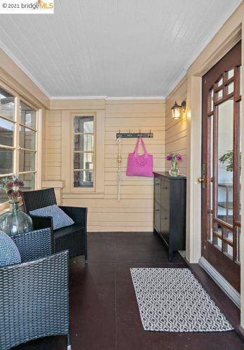 2375 Lowell Ave, Richmond, CA 94804-1035