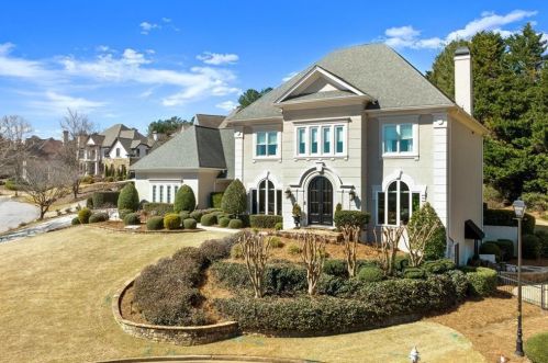 2017 Kinderton Manor Dr, Duluth, GA 30097-5967