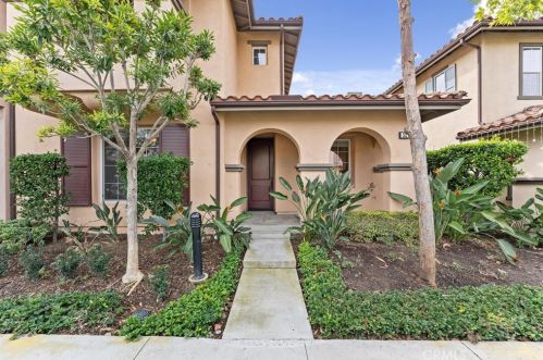 52 Bamboo, Irvine, CA 92620-3336