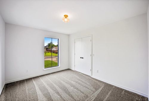 1118 Wiltshire Dr, Carrollton TX 75007-4810 exterior