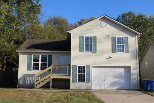 1105 Courtney Ln, Harrison, AR 72601-4817