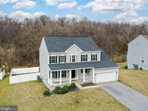 365 Chickamauga Dr, Harpers Ferry WV 25425-3633 exterior