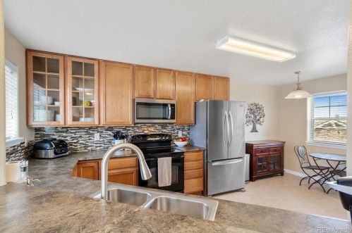 7524 Quatar Way, Aurora CO 80016-7134 exterior