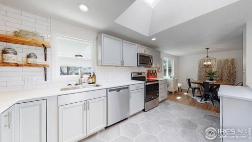 1906 Cameo Ave, Loveland CO  80538-3611 exterior