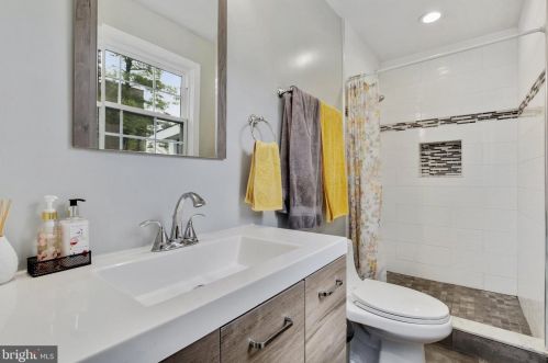 13312 Kara Ln, Silver Spring MD 20904-3425 exterior