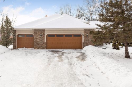 13219 Zion St, Minneapolis, MN 55448-1237