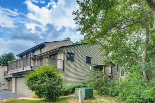 4367 Arden View Ct, Saint Paul MN  55112-1946 exterior