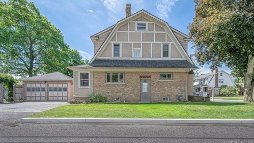 104 Eastwood Rd, Torrington CT  06790-3635 exterior
