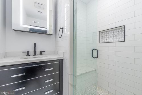 1165 12 St, Philadelphia PA 19148-1002 exterior