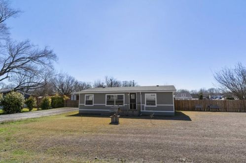 113 Water Valley Dr, Georgetown, TX 78626-9443