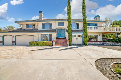 3130 Springview Ln, San Jose, CA 95140-9716