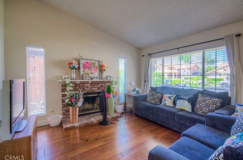 9214 Middlefield Dr, Riverside CA  92508-6261 exterior