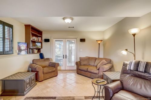 1048 Parkview Dr, Fort Collins CO  80525-2873 exterior