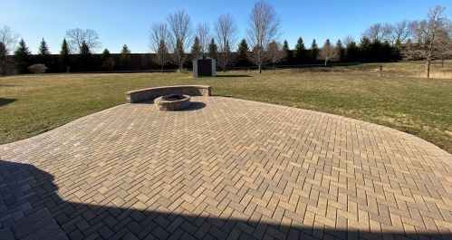 917 Sanctuary Dr, Mokena, IL 60451-5627