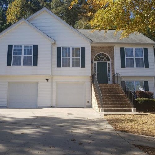 4651 Mason Rd, Atlanta GA  30349-7013 exterior