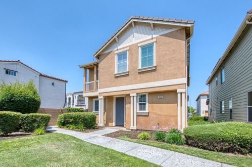5529 Valdez, Fresno, CA 93722-6461