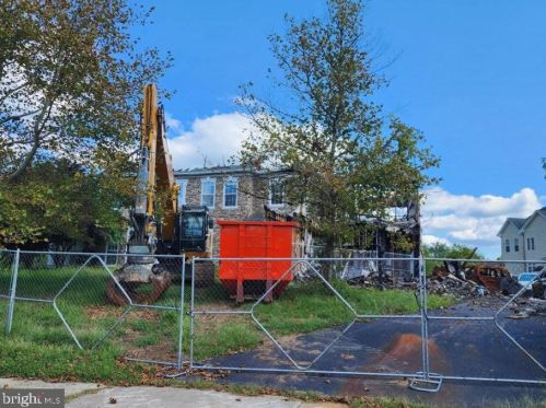 5005 Burnside Farm Pl, Haymarket, VA 20169-2582