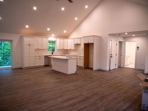 969 Grandview Rd, Albany, NH 03818