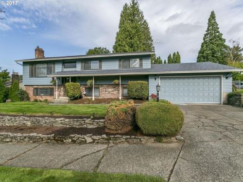4101 El Camino Dr, Damascus OR  97030 exterior