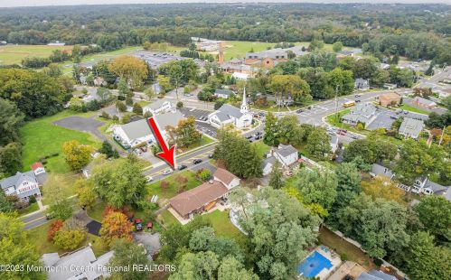 165 New Monmouth Rd, Middletown NJ  07748-2232 exterior
