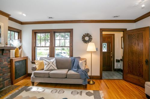 1163 Juliet Ave, Saint Paul MN  55105-2922 exterior