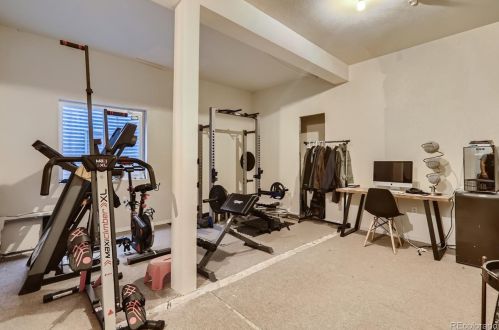 17022 Wyoming Dr, Denver CO 80017-5295 exterior