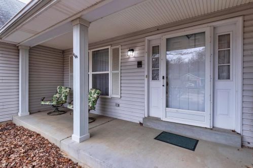 1316 Park Meadow Dr, Fenton, MO 63026-3063