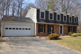 3044 Promenade Pl, Herndon, VA 20171-1518