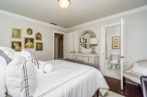 2553 Echo Dr, Atlanta GA  30345-3528 exterior