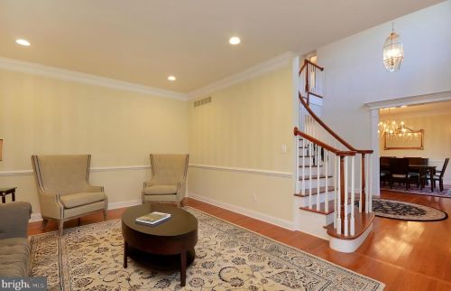 43 Ettl Cir, Princeton NJ  08540-2327 exterior