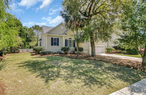 1369 Southern Magnolia Ln, Mount Pleasant, SC 29464-7486