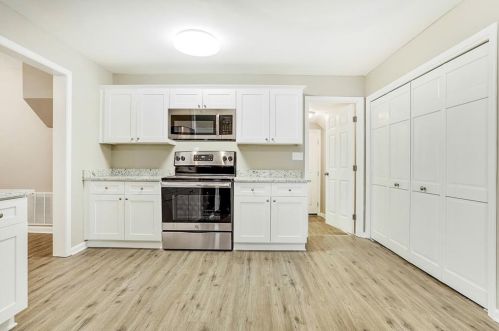 2099 Shadow Woods Pl, Marietta GA  30062-2575 exterior