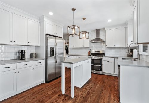 1420 Loomis St, Naperville, IL 60563-2776