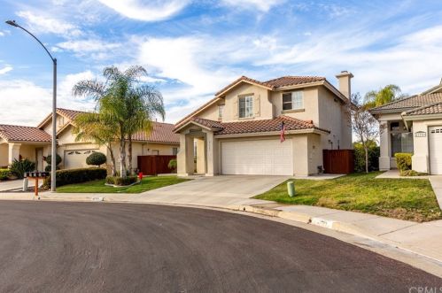 41757 Vardon Dr, Temecula, CA 92591-3950