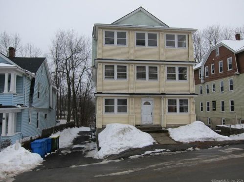 75 Vernon St, Waterbury, CT 06708-3008