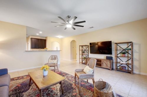 19805 James Mnr St, Webberville TX 78653 exterior