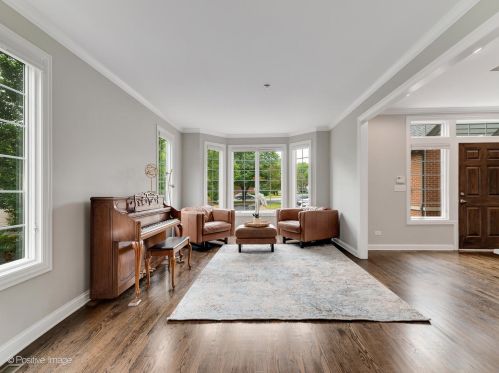 330 55th St, Willowbrook IL  60514-3015 exterior