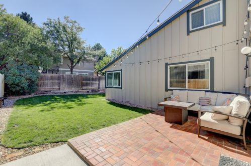 7870 Valentia St, Englewood CO 80112-3302 exterior